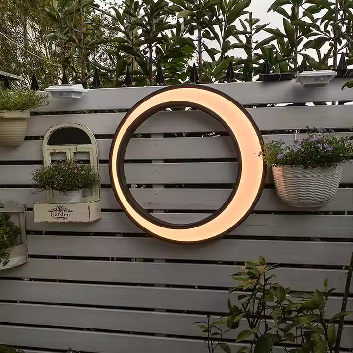Terra Series - Modern Circular LED Outdoor Wall Light - Valo Hetki