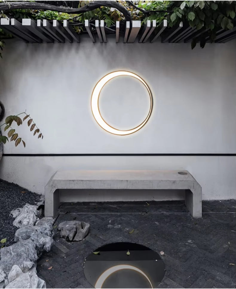 Terra Series - Modern Circular LED Outdoor Wall Light - Valo Hetki